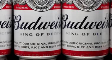 Anheuser-Busch InBev is trapped below $71. Should investors wait for a buy signal?