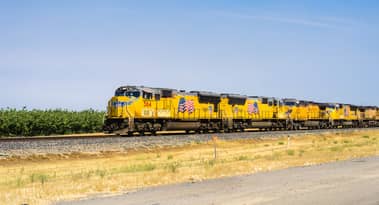Union Pacific tog gradvist andele fra lastbiler i selskabets 1. kvartal