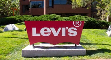 Levi Strauss could find support at $18. Slump in discretionary spending still a challenge