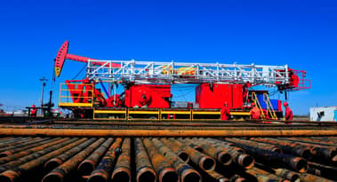 Will Liberty Energy break out above the $17.50 resistance level?