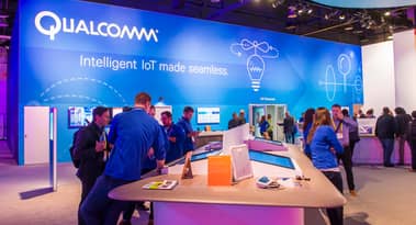 Qualcomm stock price analysis: technicals point to a big dive