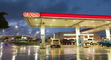Is ExxonMobil a better buy compared to Chevron which is already fully priced
