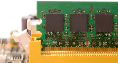 Photronics jumps 10% at key support as a perfect buy opportunity emerges