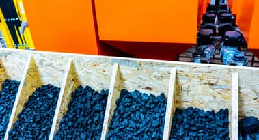 Alliance Resource is good for dividends and momentum but wait for a lower price
