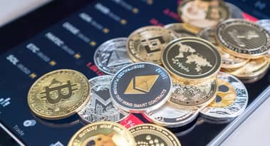 Altcoin market wrap: ADA reenters top 10, AAVE flips crucial resistance, RENDER consolidates