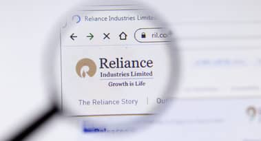 Shares forecasts: Angel One, Suzlon Energy, Reliance Industries, Yes Bank