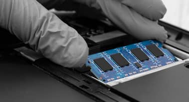 أطلق على سهم Micron لقب أفضل اختيار لعام 2026 - ولكن هل هو أفضل من Nvidia؟