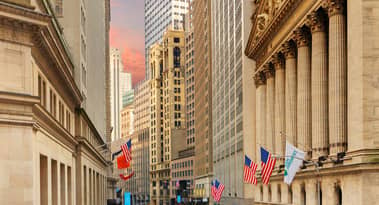 USA:s marknadsbriefing mitt på dagen: SandP 500 stiger med 0,7 % när jobbdata höjer sentimentet