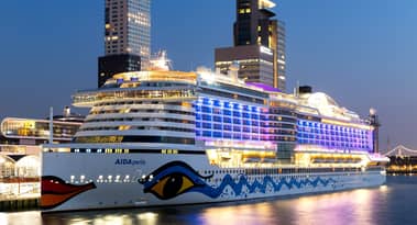 Royal Caribbean and Carnival stocks face this 1 key risk