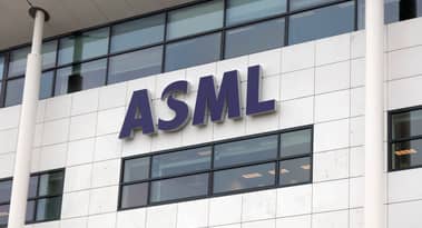 What's happening with ASML and TSM stock on Wednesday?