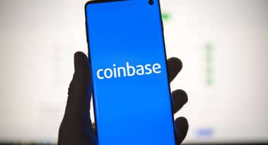 Coinbase files brief backing Grayscale’s ETF lawsuit against SEC
