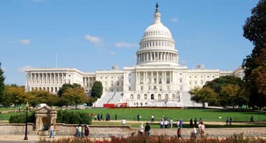 Should you sell the US dollar after Fitch downgraded US to AA+?