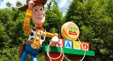 Nelson Peltz responds to ValueAct, Blackwells backing Disney
