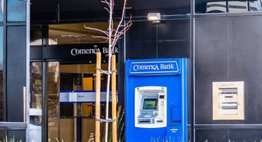Is Comerica stock insulated against a Fed pivot?