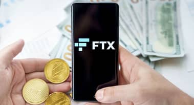 FTX stablecoin withdrawals surge amid liquidation claims