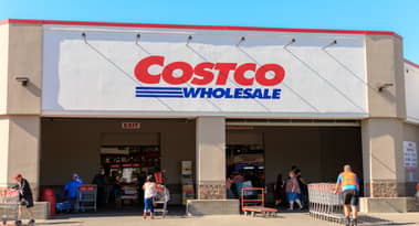 Costco's stock tumbles after earnings miss: Analysts weigh in on COST's future