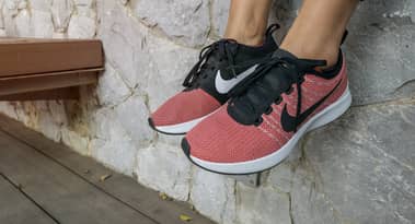 تقترب Nike من مستوى دعم قوي لمدة 3 عقود: هذا هو سبب فشلها هذه المرة
