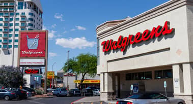 Should you buy Walgreens stock on market-beating Q1 results?