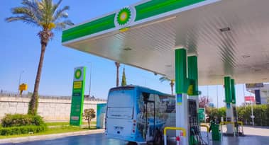BP shifts gears, scales back renewables to regain investor trust: report