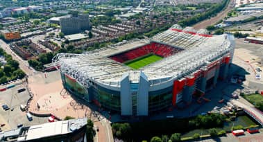Man United share price plunges 12%, will sale go ahead?
