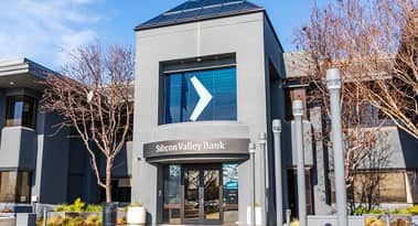 Should you buy or sell the dollar after the first collapse of a US bank in 15 years?