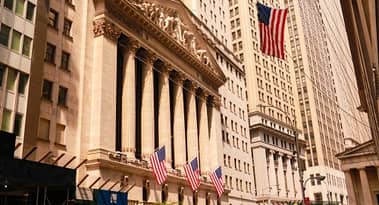 NASDAQ 100 is on track for more gains as it enters bullish market territory