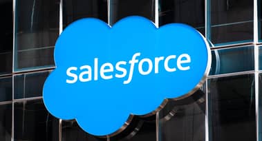 Salesforce stock price forecast: risky pattern emerges ahead of earnings