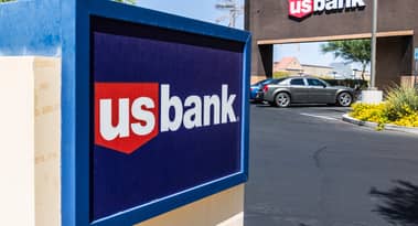 U.S. Bancorp earnings disappoint and stock price falls