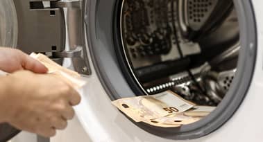 BLUR price faces an uncertain future amid wash trading concerns