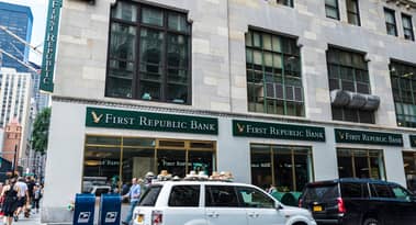 First Republic Bank (FRC) collapse is underway as FDIC seeks rescue