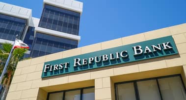 Analyse du cours de l'action FRC: leçons du Credit Suisse, Yes Bank