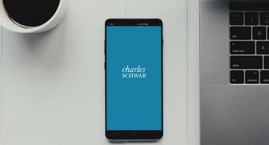 Charles Schwab stock outlook: JPMorgan analyst sees 60% upside