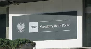 PLN/USD-Prognose: Polnischer Zloty bleibt trotz des EMI-Einbruchs im April stabil