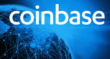 Is the Coinbase stock a buy or a sell ahead of its Q3 earnings?