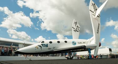 Virgin Galactic wants to raise $400 million via a stock offering