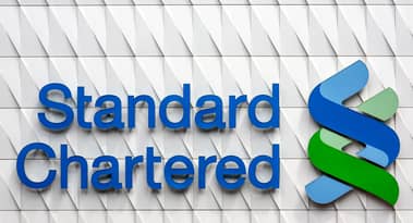 Prețul acțiunilor Standard Chartered formează gigantul C&H înaintea câștigurilor