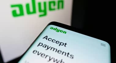 Adyen share price has collapsed: is it safe to buy the dip now?