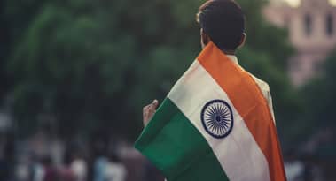 USD/INR outlook: how low can the plunging Indian rupee get?