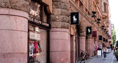Gap and Ralph Lauren: 2 retail stocks to buy after February inflation data