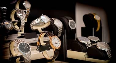 Watches of Switzerland share price analysis: towards a 20% jump?