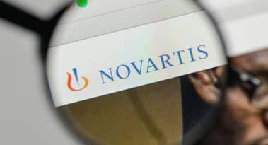 Novartis relève ses prévisions de bénéfice pour l’ensemble de l’année et annonce un rachat d’actions de 10 milliards de dollars