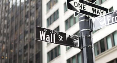 Will S&P 500 reach 7,000 by the end of next year under a Republican government?