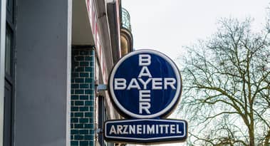 Bayer-Aktienkurs im freien Fall: Ist es sicher, den Rückgang auszunutzen?