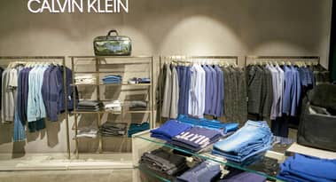 PVH stock price punched in the face after earnings: sell the rip?