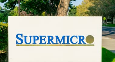 SMCI stock forecast 2025: key Super Micro levels to watch