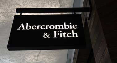 Abercrombie & Fitch stock sits at a key support: wait before buying