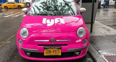 Lyft stock regains Minnesota rideshare driver pay losses as Q1 earnings beat expectations