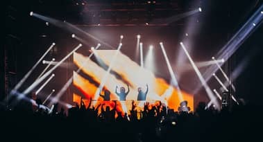 Warner Music Group (WMG) stock jumps as total revenue rises 7% in Q2