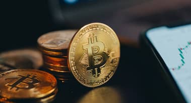 Spot Bitcoin ETFs snap 19-day inflows streak; BTC dips