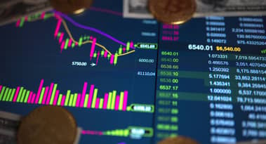 RUNE, AAVE, and HNT lead altcoin gains as Bitcoin struggles below $60,000